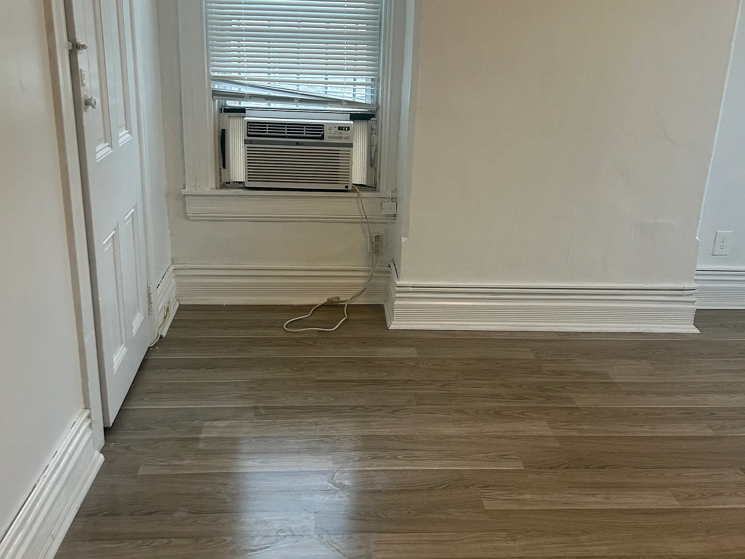 1 bed, 450 sqft, $1,000 — Photo 3