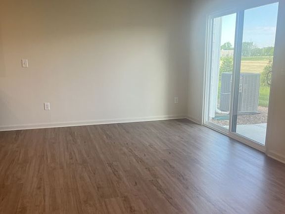 4th image of 10924 Morab Dr