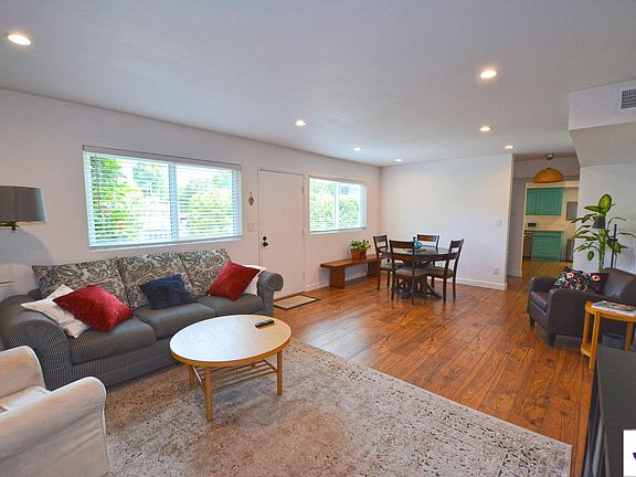 5th image of 10854 Morrison St APT 1
