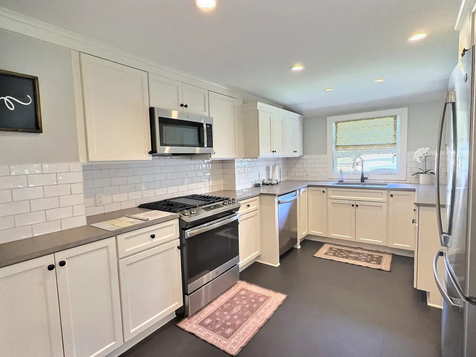 Charming Montauk Cottage — Photo 3