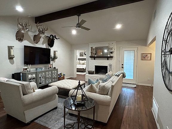 3rd image of 109 Westgate Dr