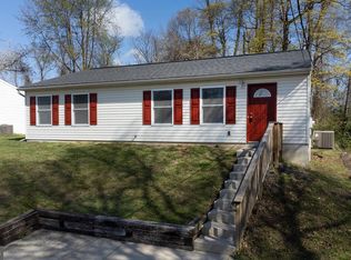 2332 Thornton Rd, Harrisburg, PA 17109