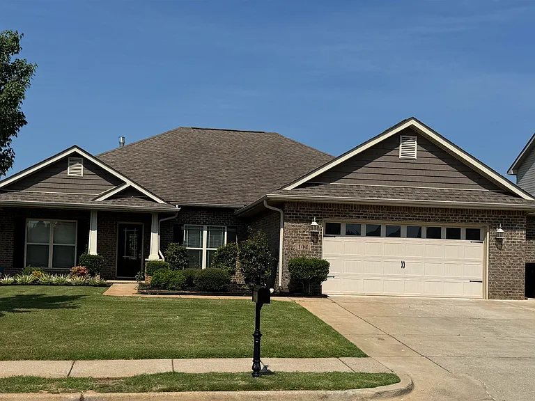 104 Brighton Park Way — Photo 1