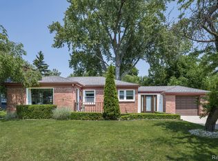 1619 E Maple Rd, Birmingham, MI 48009