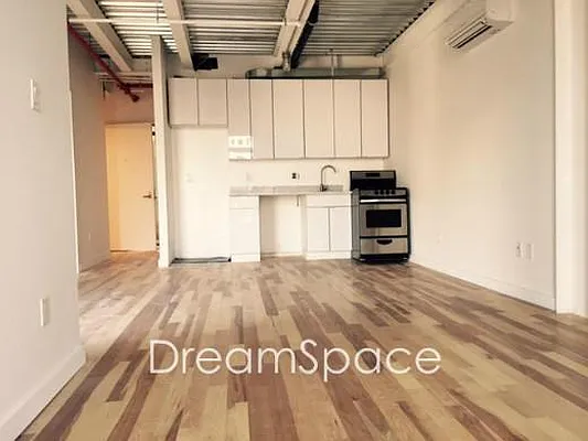Rented by Dream Space Realty | media 20