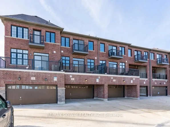 3 Petch Ave, Caledon, ON L7C 4J7