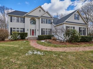 5 Windmill Hill Rd, Stow, MA 01775