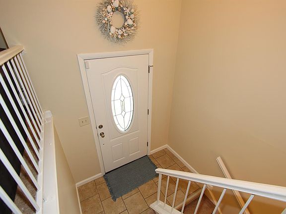 2nd image of 2981 Glenaire Dr