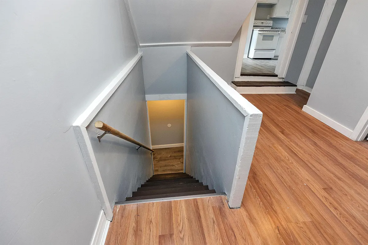 Building Photo - 27 School St #D