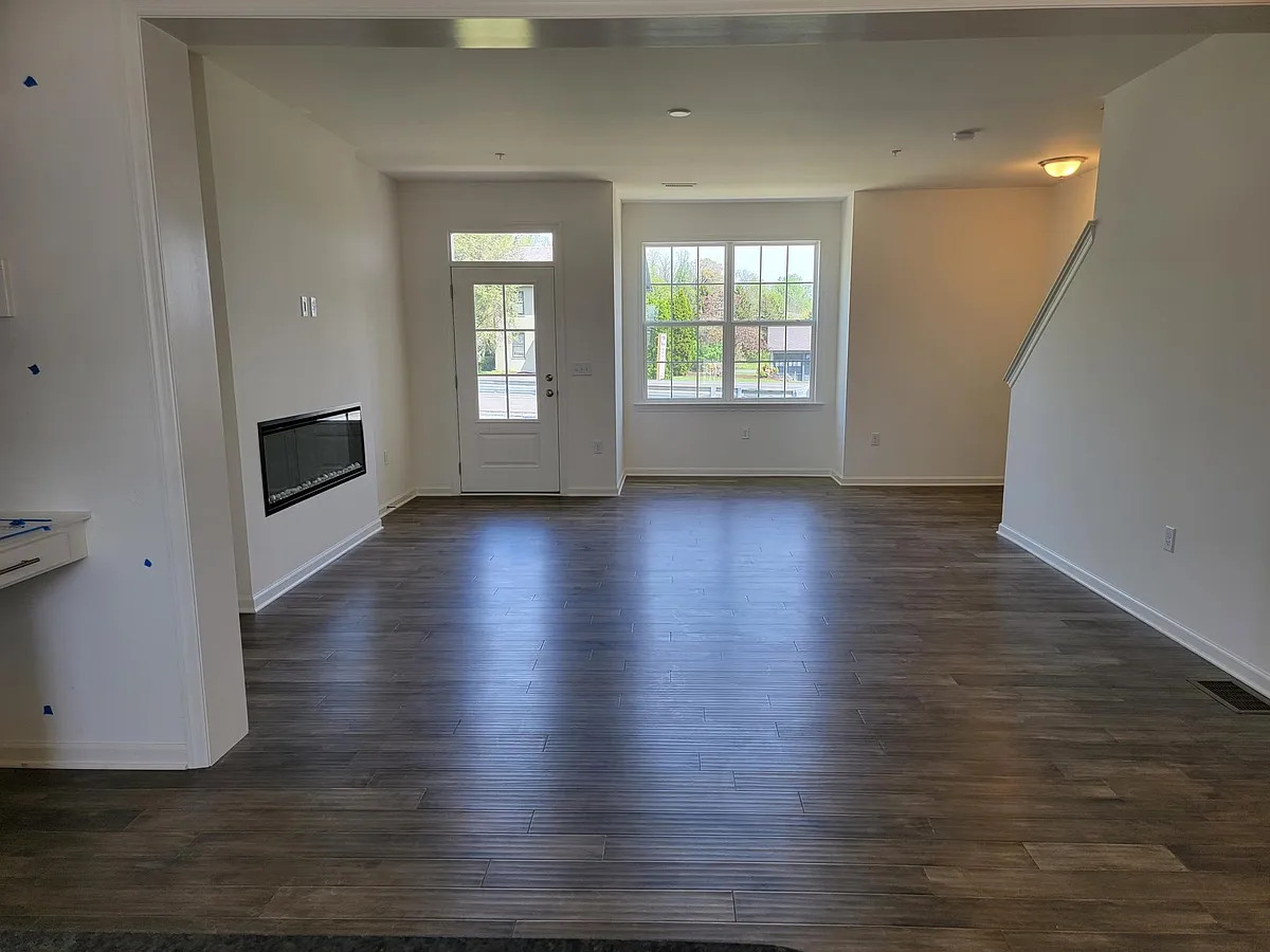 Building Photo - 2415 Artesian Way