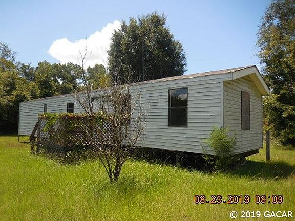 4th image of 7450 NW 51st Ct