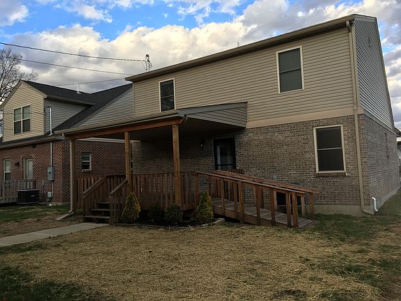 Covered back deck 