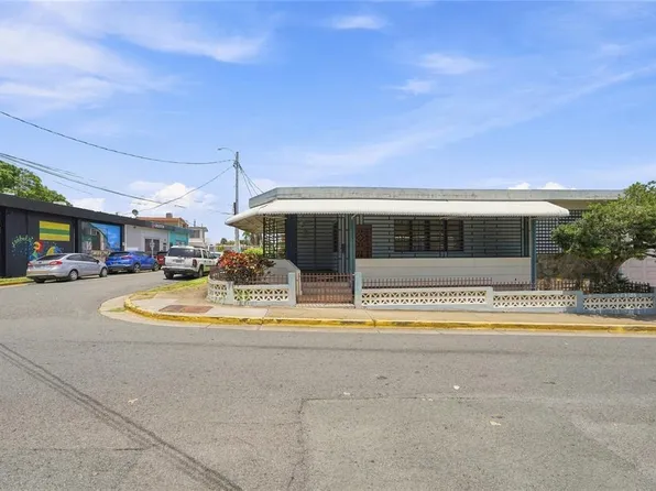 16 CALLE EDUARDO QUEVEDO, ISABELA, PR 00662