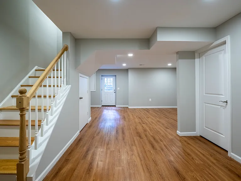 8808 Liberty Ln — Photo 17