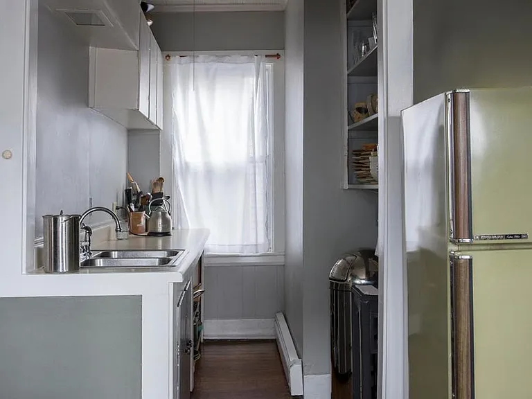 39 Brackett St #2 — Photo 8