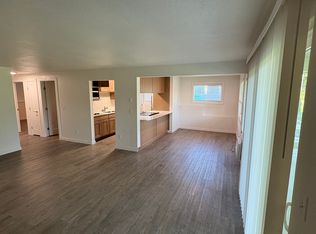 9011 E South Riverway Ave, Spokane, WA 99212