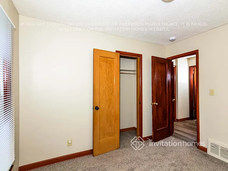3729 Noble Ave N — Photo 15