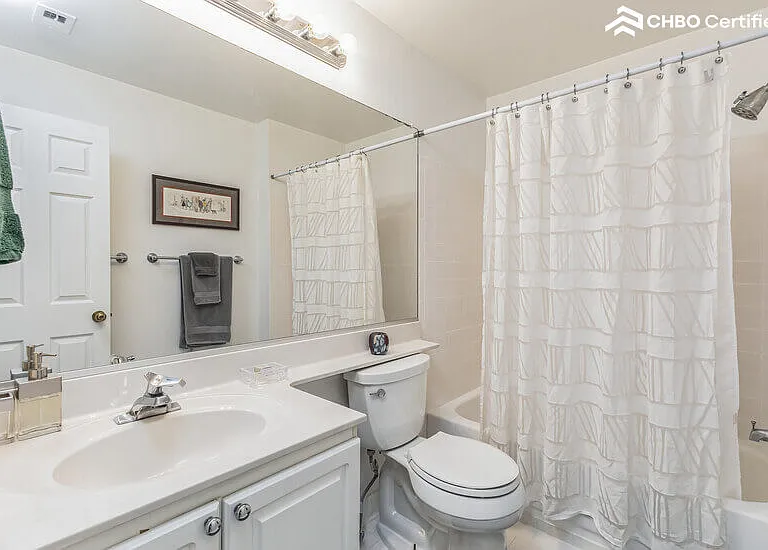 1619 R St NW #101 — Photo 22