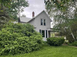 785 Prairie St, Prairie Du Sac, WI 53578