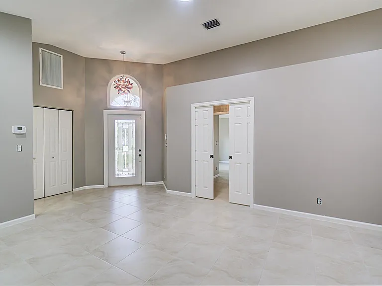 7774 Stirling Bridge Blvd S — Photo 3