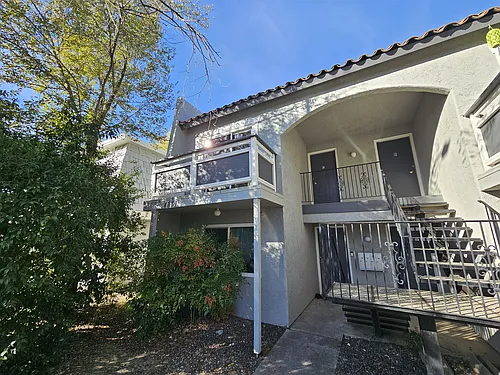 4851 Cowell Blvd #C Photo 1 4851 Cowell Blvd #C Photo 1