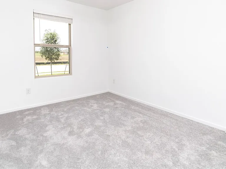 1634 Blue Cypress Dr — Photo 21