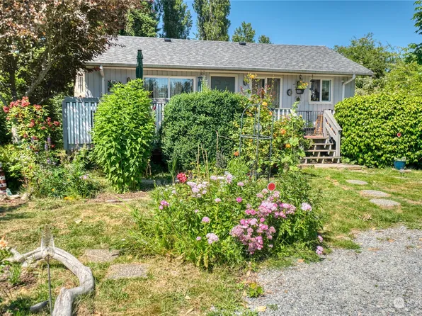 1568 Panorama Drive, Point Roberts, WA 98281