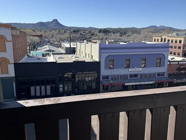 129 N Cortez St — Photo 10
