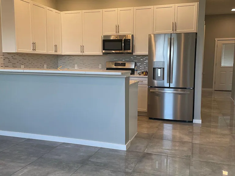 840 Tijeras Ave NW — Photo 3