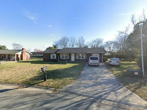 108 Lancelot Ct, Warner Robins, GA 31093
