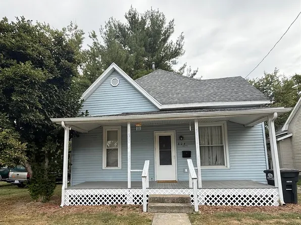 804 N Main St, Saint Elmo, IL 62458