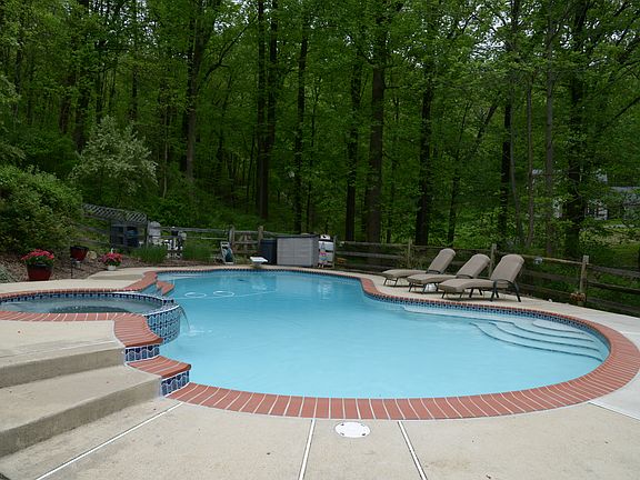 Gunite pool and spa