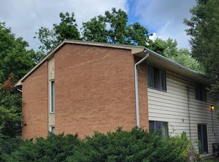 706 S Walnut St #5, Urbana, IL