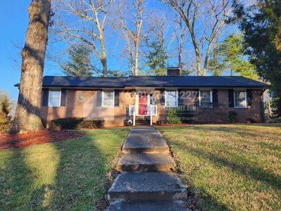 3000 Prytania Rd, Winston Salem, NC, 27106