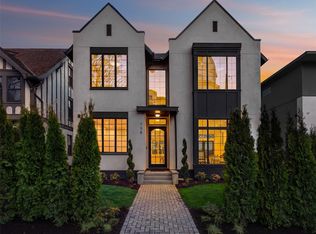 738 22nd Avenue E, Seattle, WA