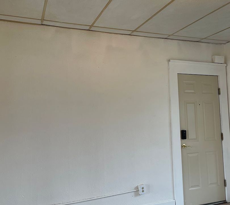Building Photo 5