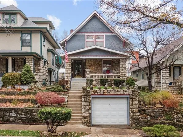 904 E 42nd St, Kansas City, MO 64110