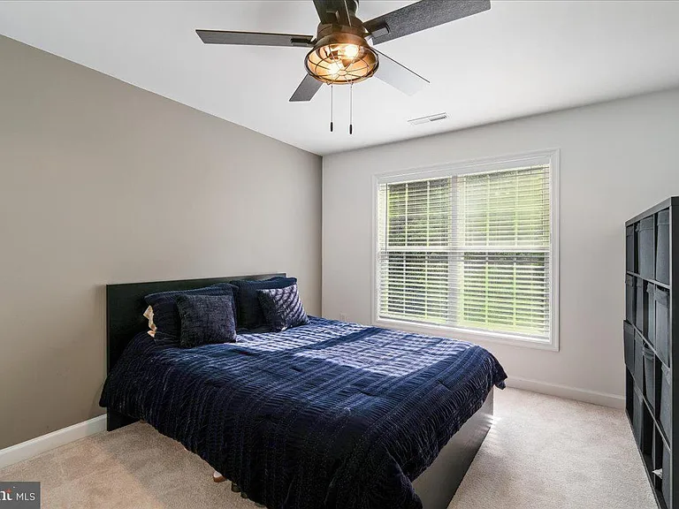 743 Seneca Dr — Photo 23