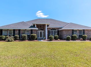 10723 Middle Oak Dr, Mobile, AL 36695