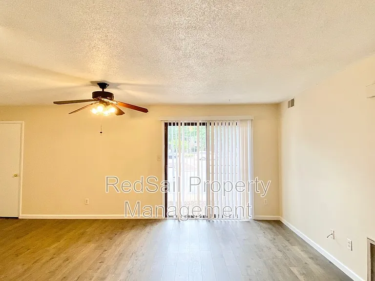 153 Windsor Castle Dr #A — Photo 6