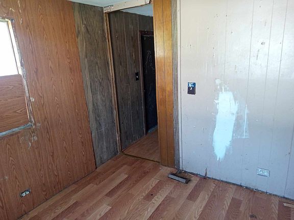 3rd image of 1067 County Road 467 #195