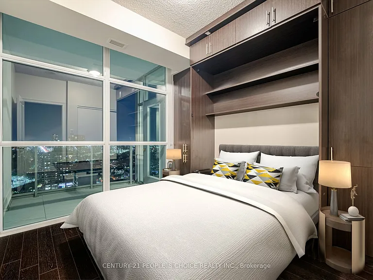 9 George St N #2602 — Photo 22