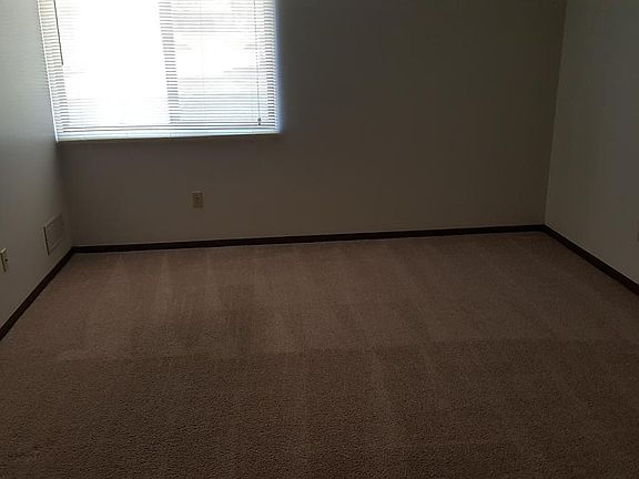 5th image of 1699 Hampton Knoll Dr