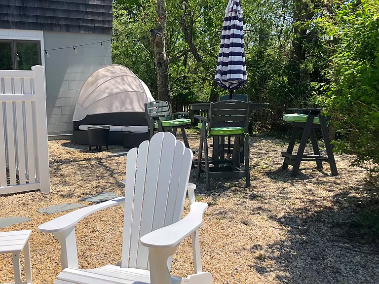 113 Duryea Ave — Photo 3