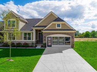 3851 Chatham Pl #75, Brighton, MI 48114