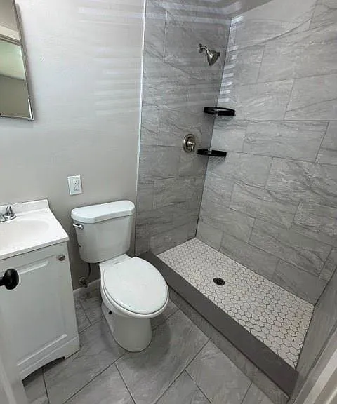 4319 Golden Gate Pkwy — Photo 5