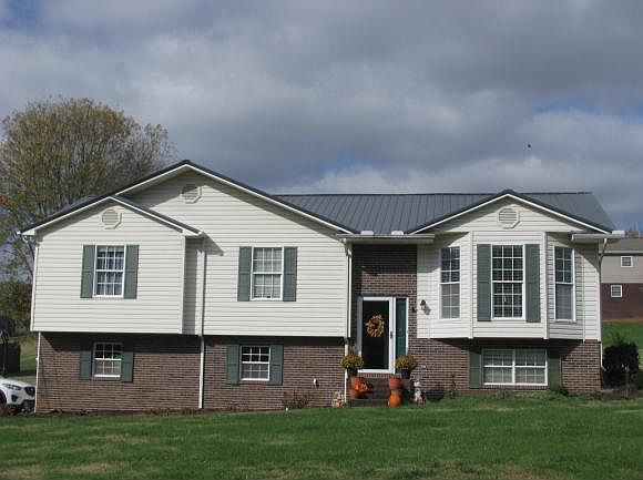 1st image of 155 Stewart Hills Dr