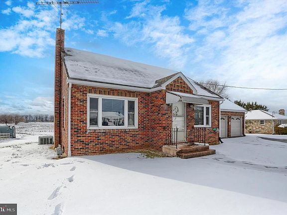 2nd image of 678 Littlestown Rd