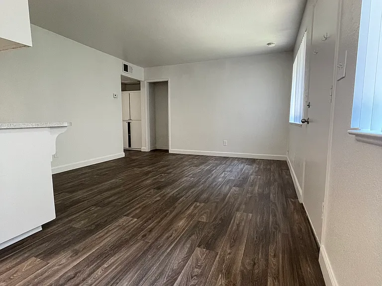 2219 P St #C — Photo 1