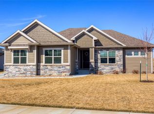 2610 NW Rockwood Ln, Grimes, IA 50111